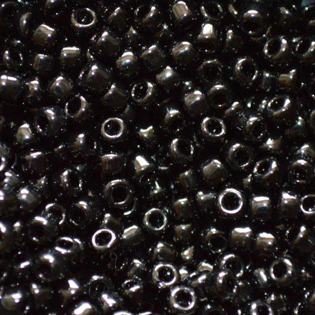Opaque - Black, Matsuno 8/0 Seed Beads